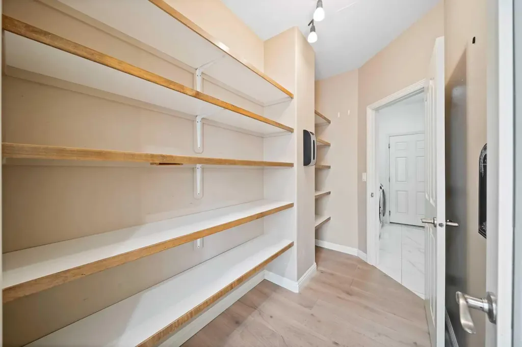 116 Allwright Close Red Deer AB T4R 3P2
