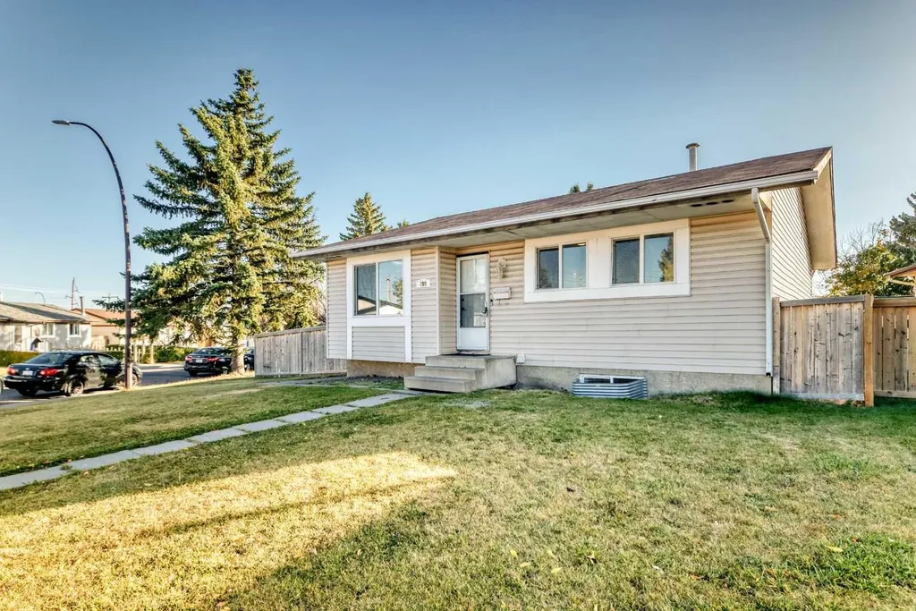 199 Maitland Drive NE Calgary AB T2A 5C1