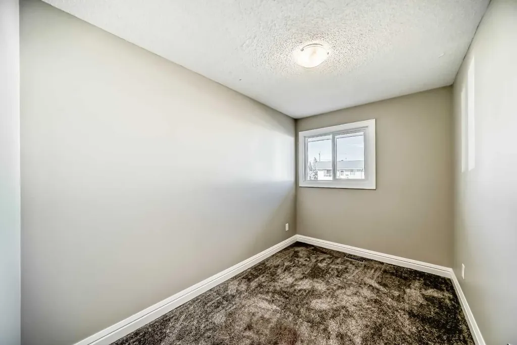 199 Maitland Drive NE Calgary AB T2A 5C1