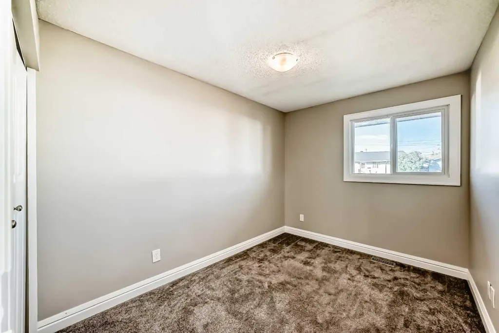199 Maitland Drive NE Calgary AB T2A 5C1