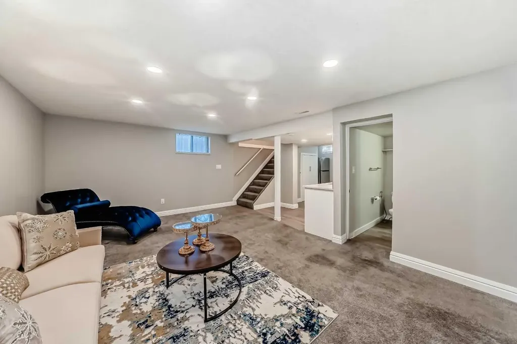 199 Maitland Drive NE Calgary AB T2A 5C1