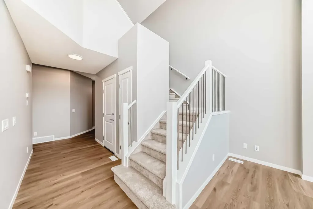 1093 Sawgrass Link NW Airdrie AB T4B5V2