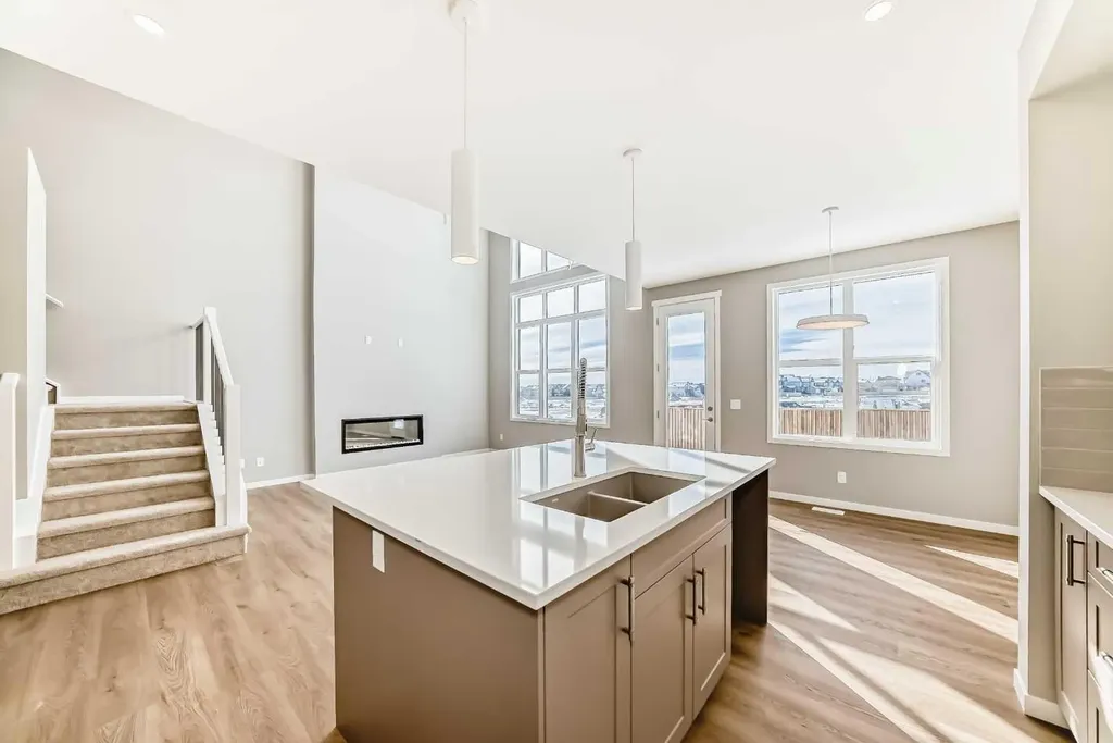 1093 Sawgrass Link NW Airdrie AB T4B5V2