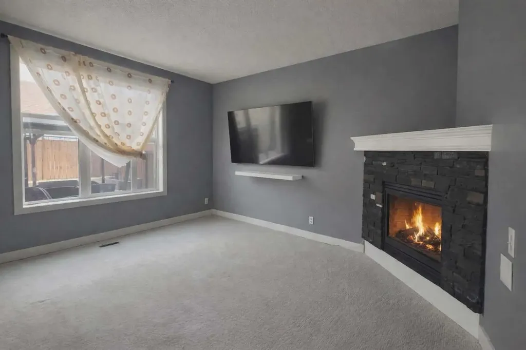 1580 New Brighton Drive SE Calgary AB T2Z 0P8