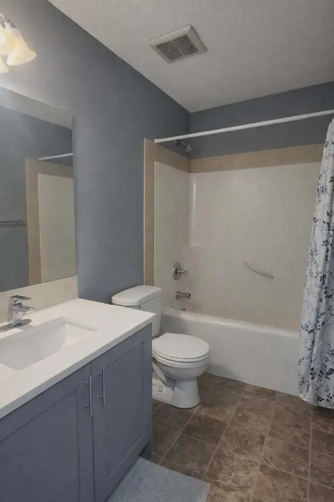 1580 New Brighton Drive SE Calgary AB T2Z 0P8
