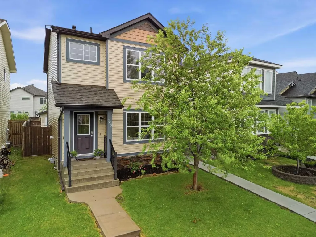 35 Covecreek Place NE Calgary AB T3K 0L3