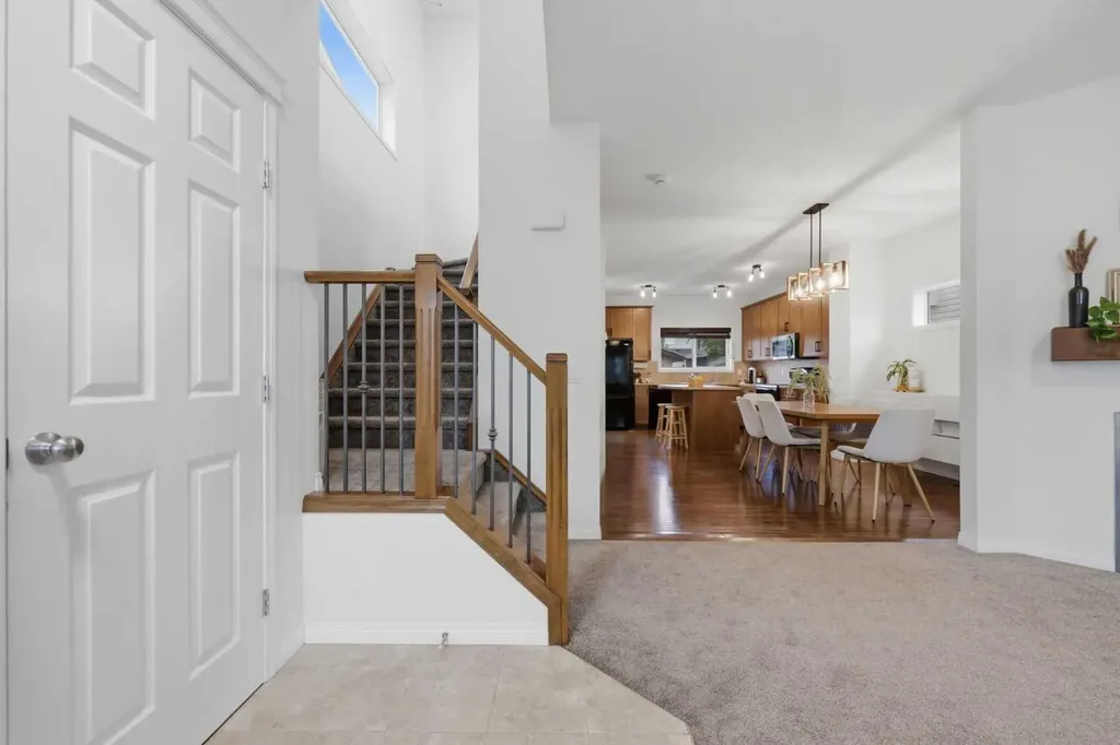 35 Covecreek Place NE Calgary AB T3K 0L3