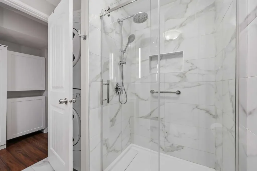 35 Covecreek Place NE Calgary AB T3K 0L3