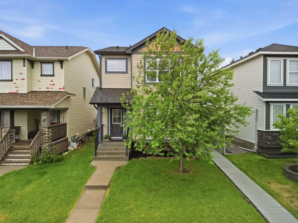 35 Covecreek Place NE Calgary AB T3K 0L3