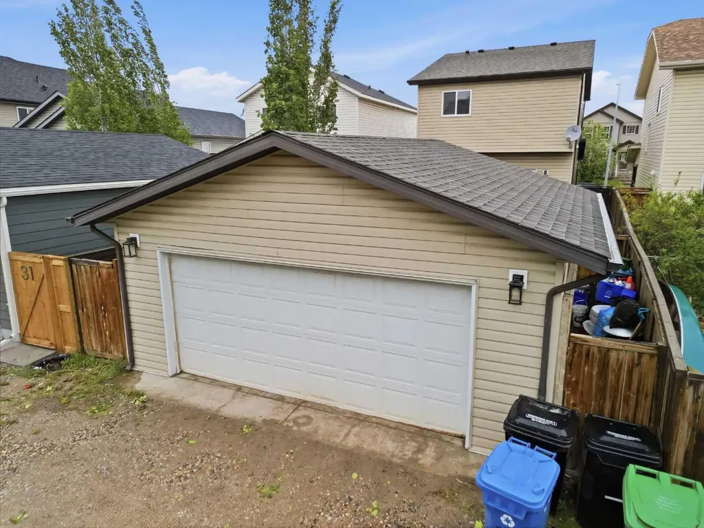 35 Covecreek Place NE Calgary AB T3K 0L3