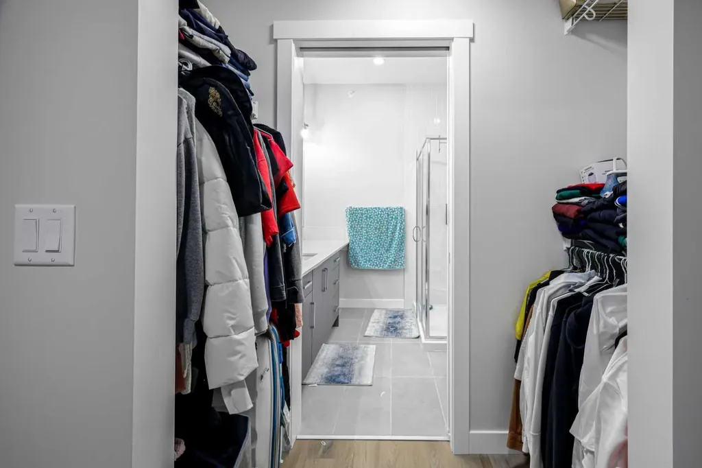 151 Skyview Bay NE Calgary AB T3N1N6