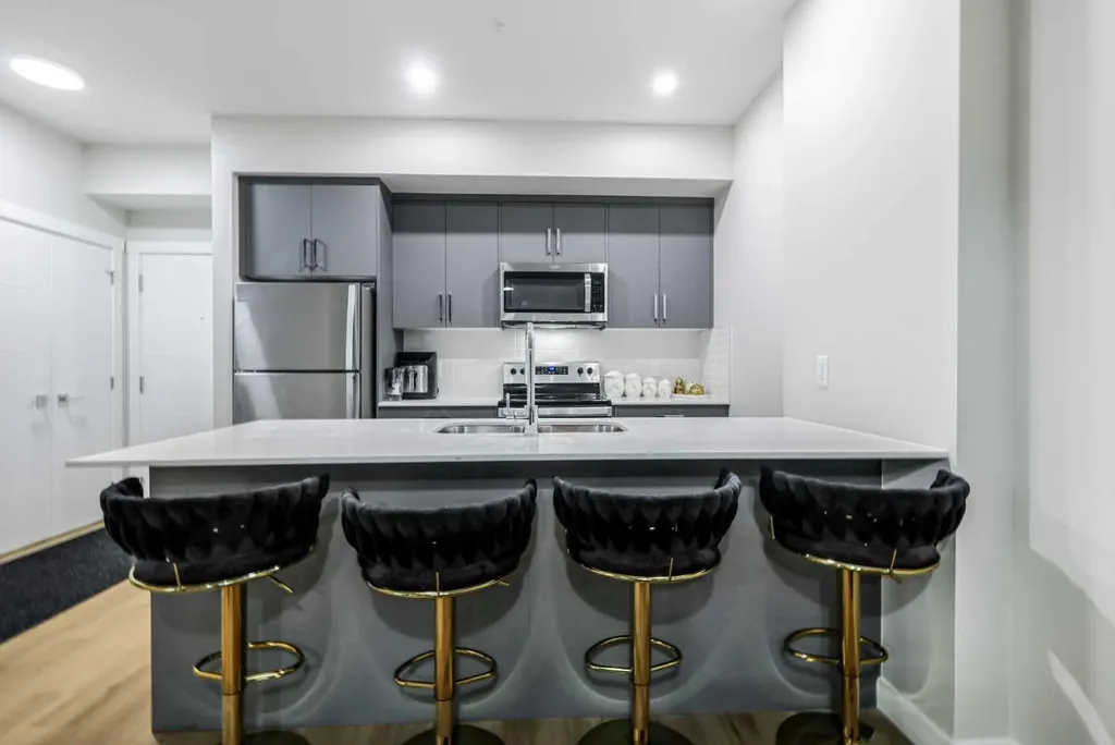 151 Skyview Bay NE Calgary AB T3N1N6