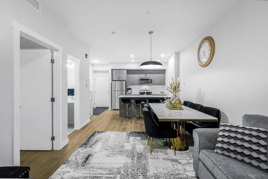 151 Skyview Bay NE Calgary AB T3N1N6