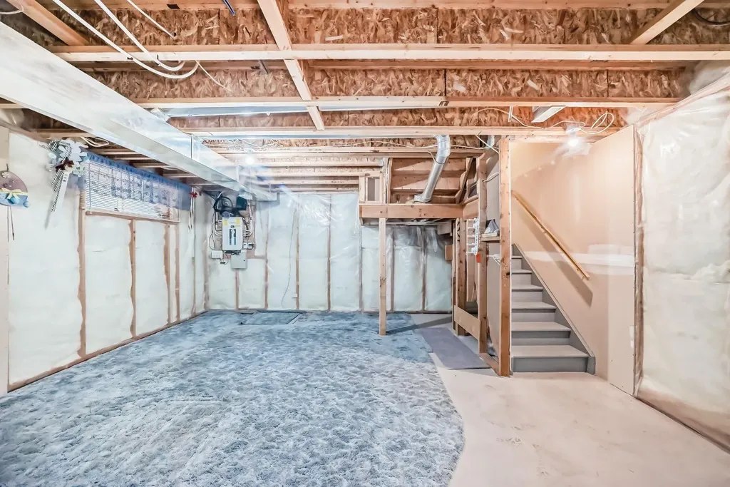 240 Prestwick Way SE Calgary AB T2Z 2Z5