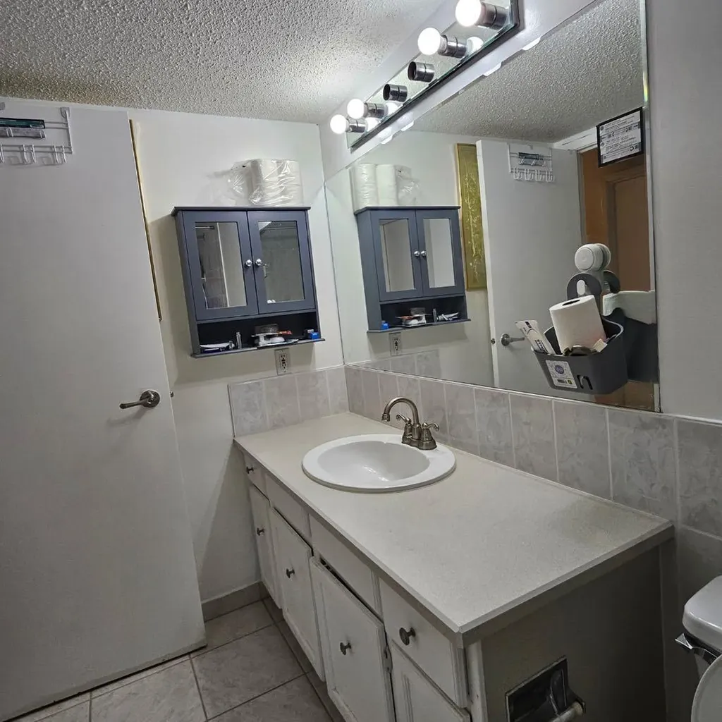 511 56 Avenue SW Calgary AB T2V 0G6