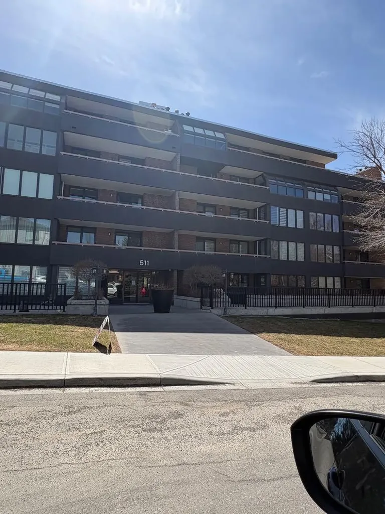 511 56 Avenue SW Calgary AB T2V 0G6