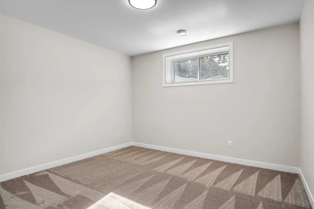 43 Viceroy Crescent Olds AB T4H0G2