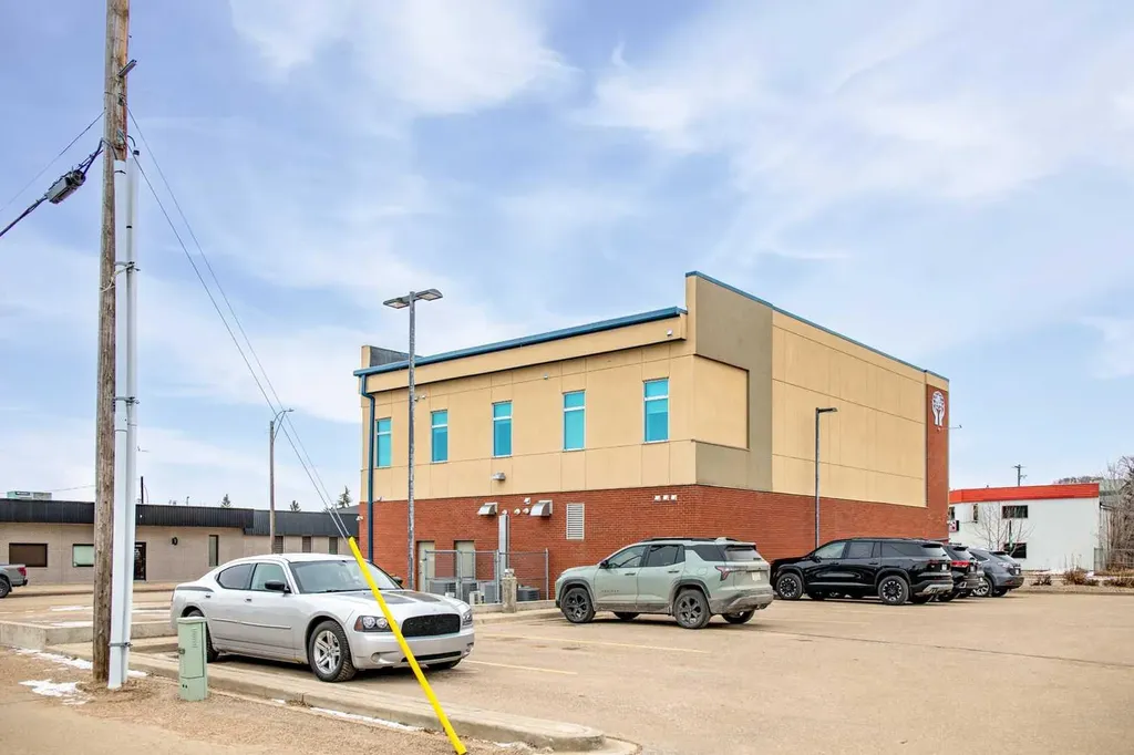 522 10 Street Wainwright AB T9W 1P4