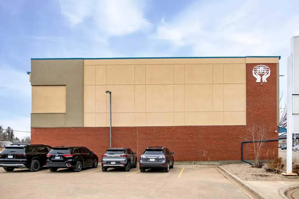 522 10 Street Wainwright AB T9W 1P4