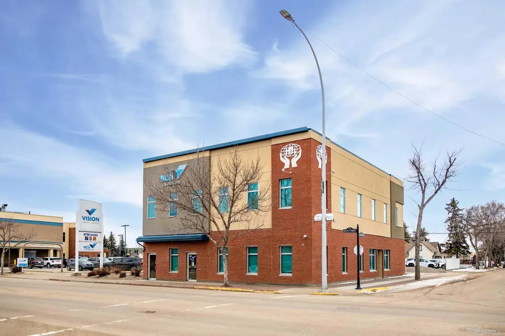 522 10 Street Wainwright AB T9W 1P4
