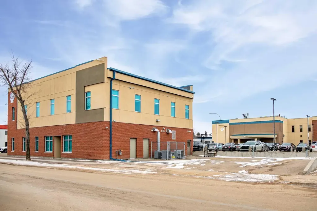 522 10 Street Wainwright AB T9W 1P4