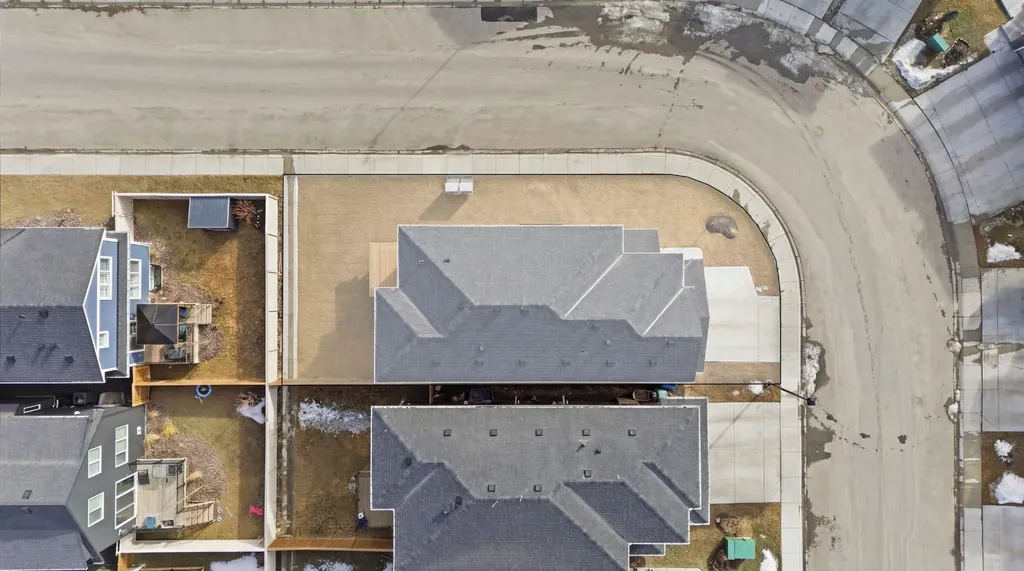 1448 Bayview Point SW Airdrie AB T4B 5K2