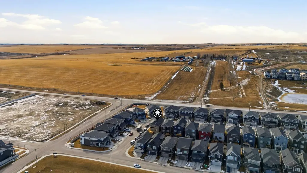 1448 Bayview Point SW Airdrie AB T4B 5K2