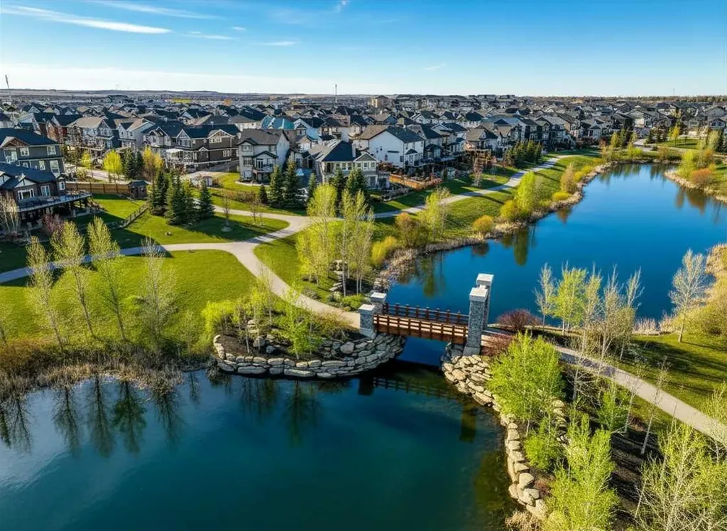 23 Kingston View SE Airdrie AB T4A 0K4