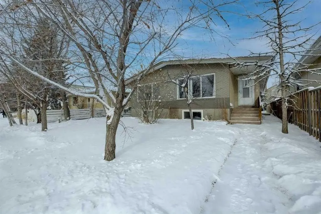 518 54 Avenue SW Calgary AB T2V 0C7