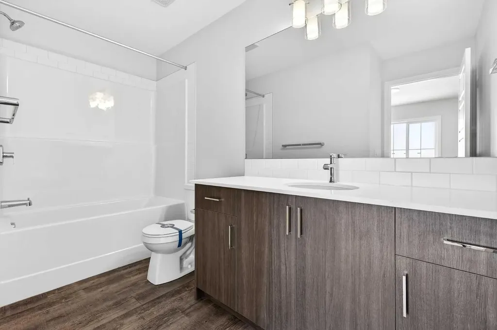 1750 Rangeview Drive SE Calgary AB T3S 0X3
