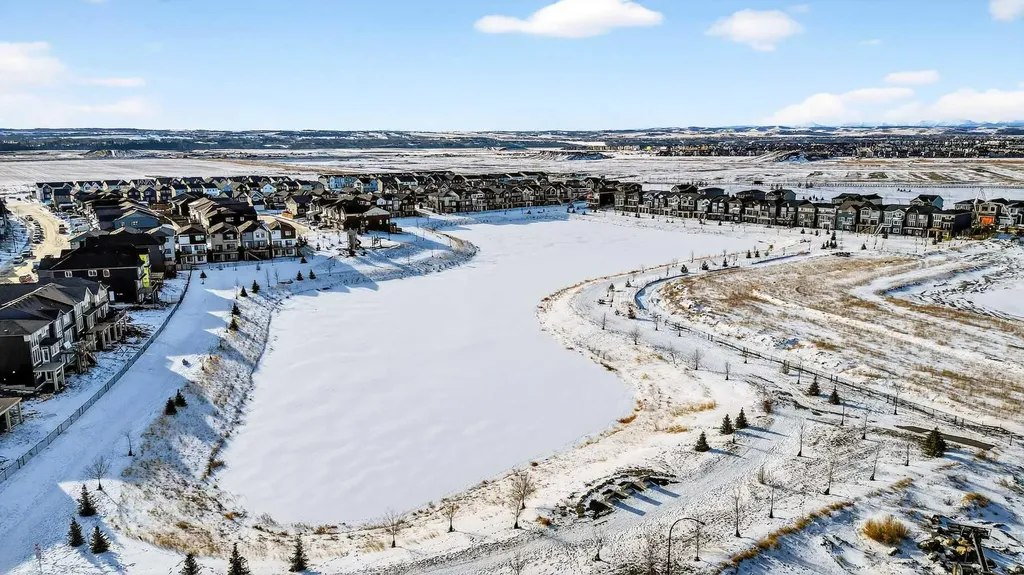 1750 Rangeview Drive SE Calgary AB T3S 0X3