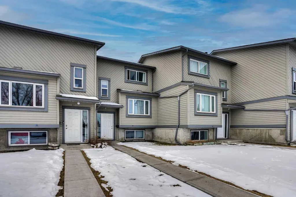 12 Templewood Drive NE Calgary AB T1Y4R7