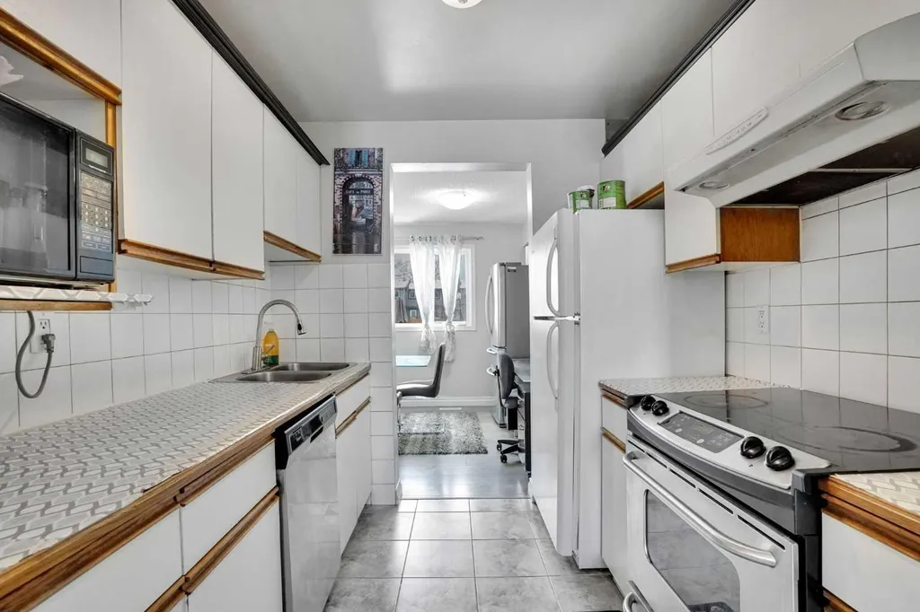 12 Templewood Drive NE Calgary AB T1Y4R7