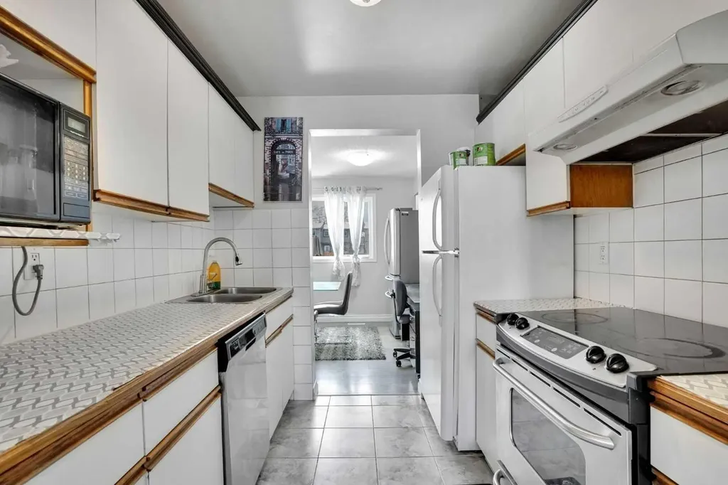 12 Templewood Drive NE Calgary AB T1Y4R7