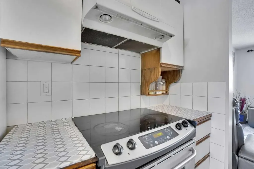 12 Templewood Drive NE Calgary AB T1Y4R7