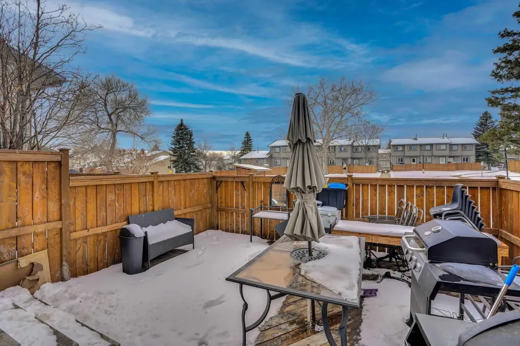 12 Templewood Drive NE Calgary AB T1Y4R7