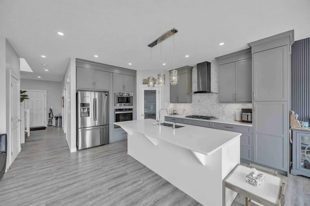 184 Cornerbrook Common NE Calgary AB T3N1L9