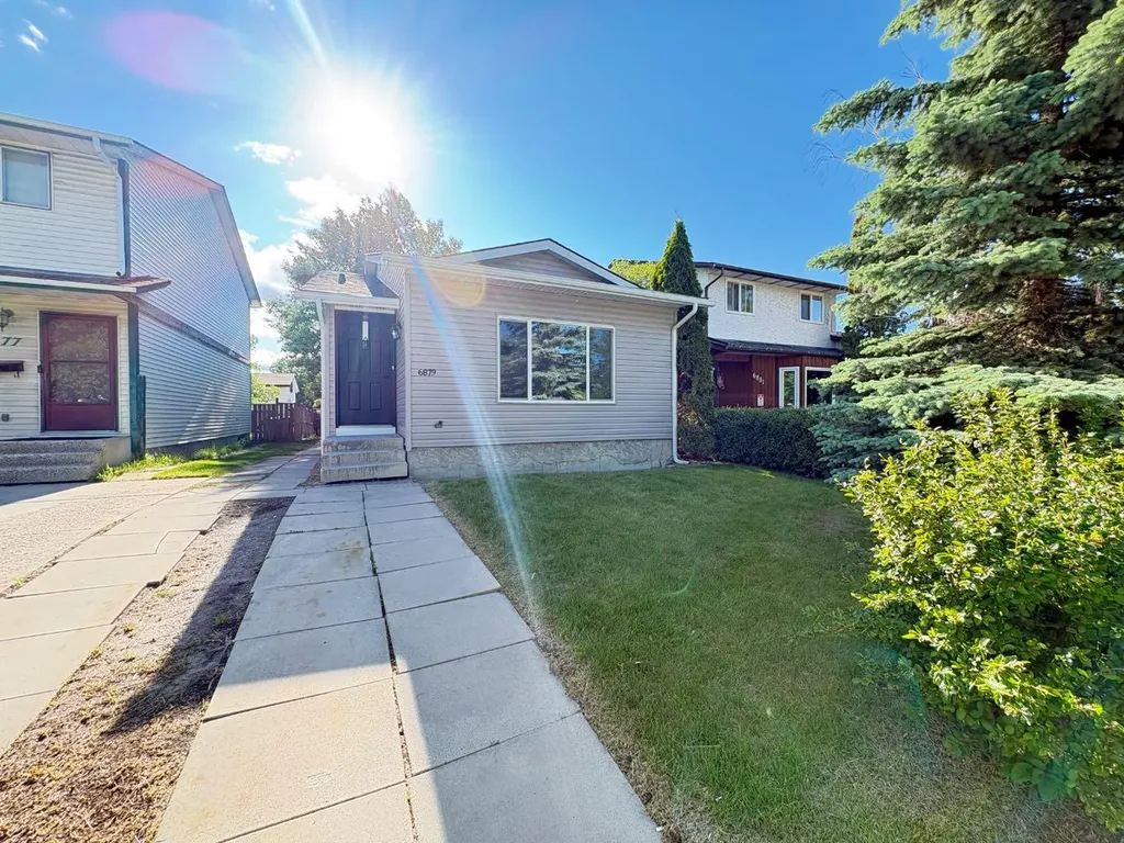 6879 Rundlehorn Drive NE Calgary AB T1Y 4P2
