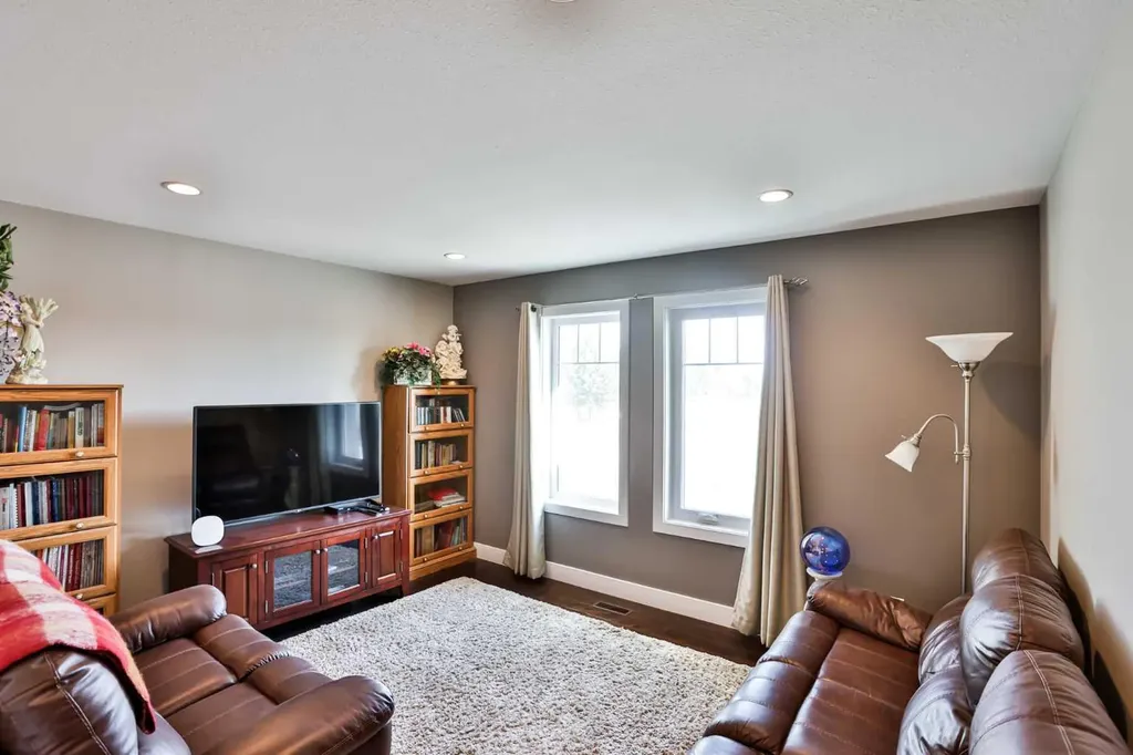 333 10b Street Nobleford AB T0L 1S0