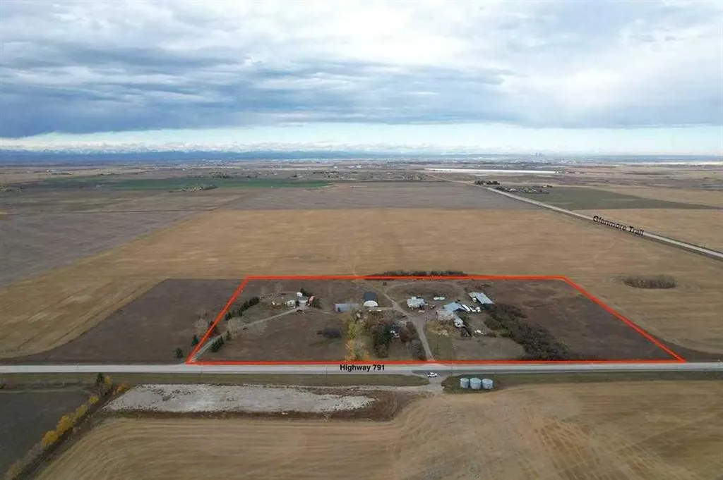 233165 & 233191 Range Road 280 Rural Rocky View County AB T1X 0H5