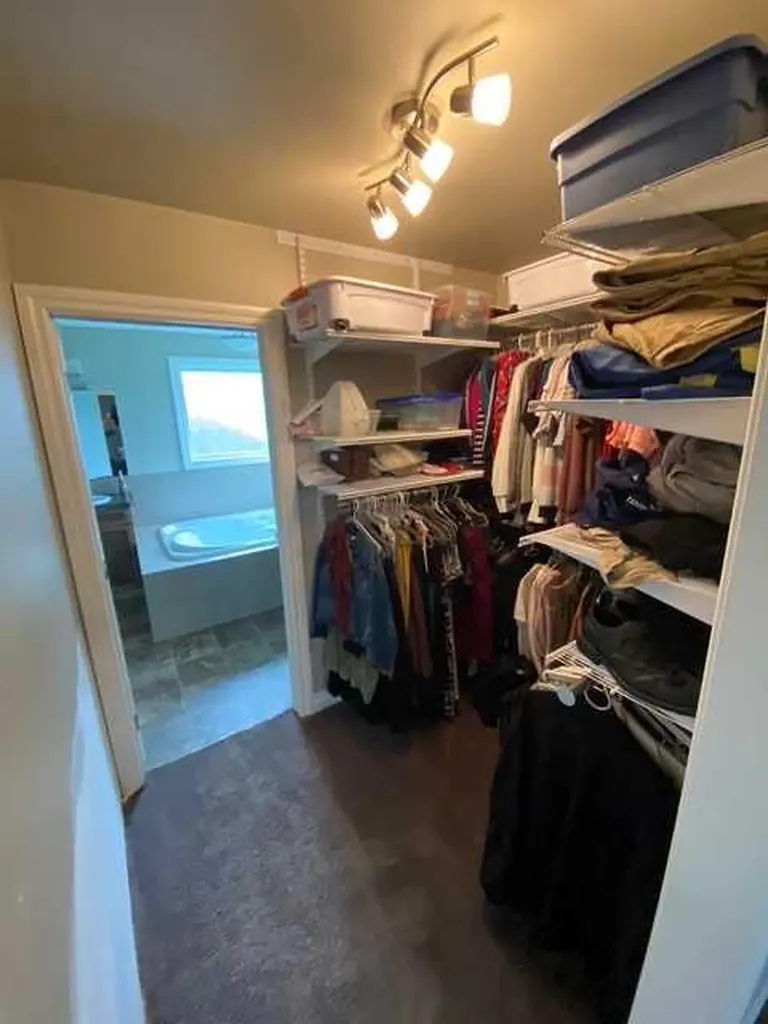 5722 45 Avenue Close Rocky Mountain House AB T4T 0B5