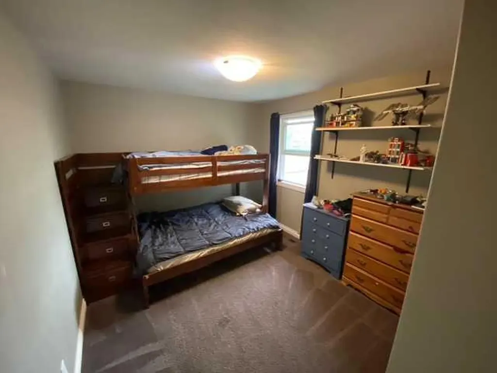 5722 45 Avenue Close Rocky Mountain House AB T4T 0B5