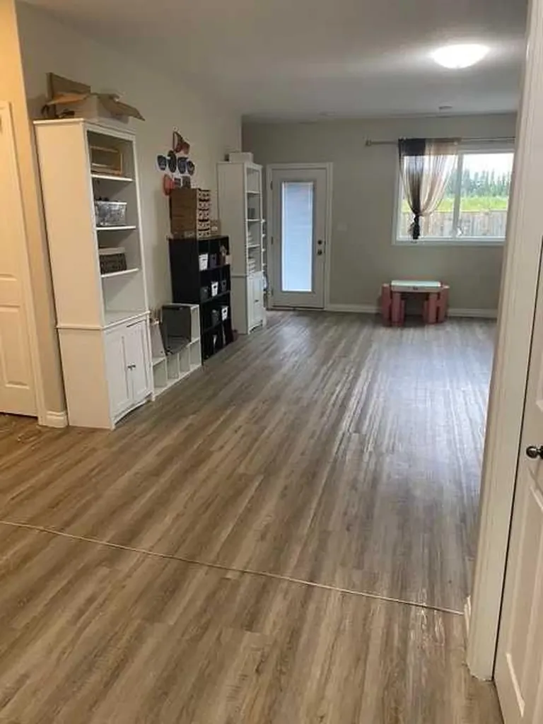 5722 45 Avenue Close Rocky Mountain House AB T4T 0B5