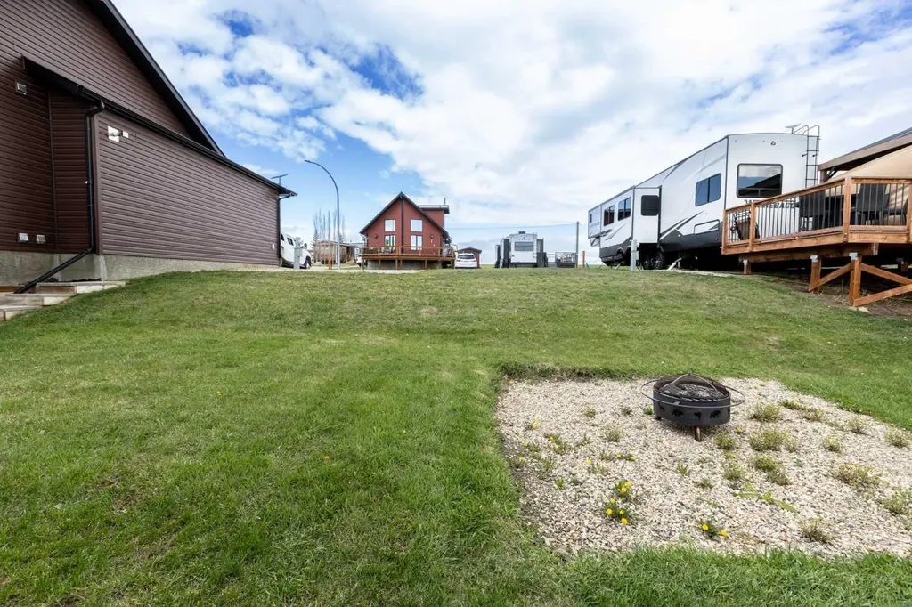 25054 South Pine Lake Road Rural Red Deer County AB T0M 1S0