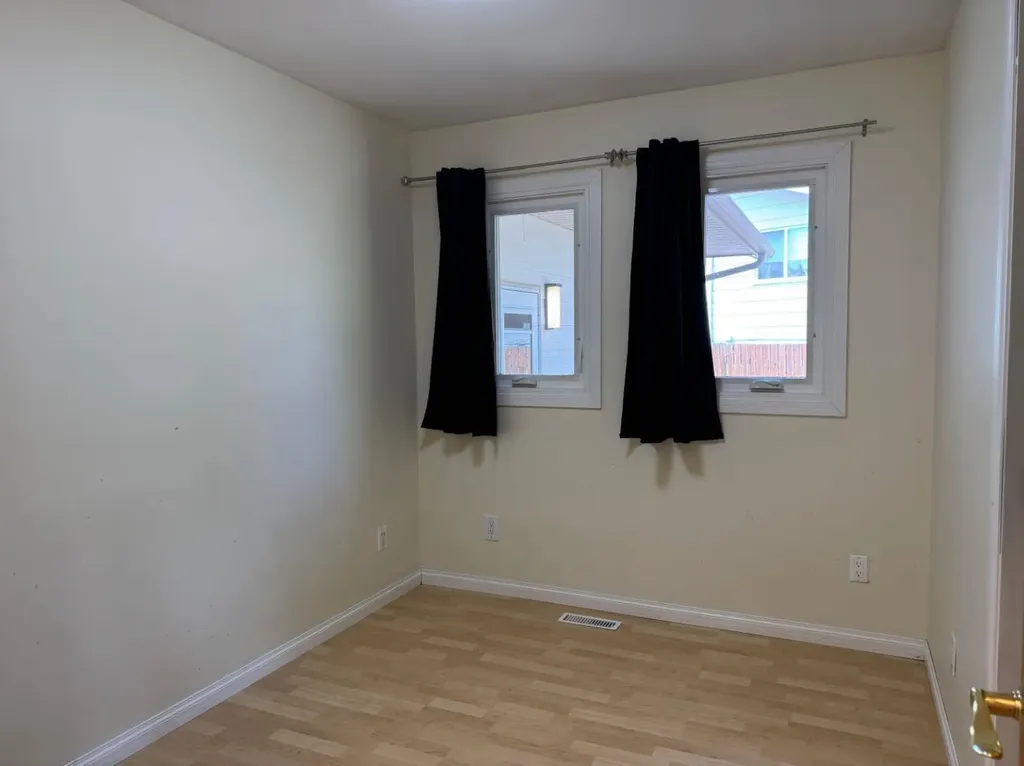 11721 103 Avenue Fairview AB T0H 1L0