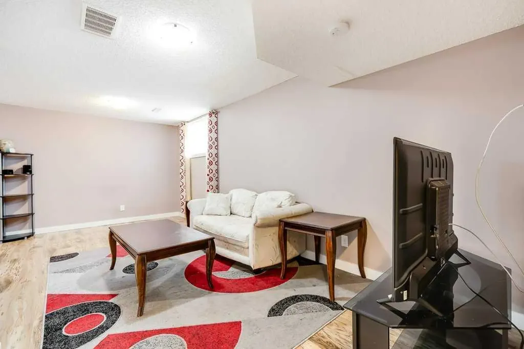 935 Windhaven Close SW Airdrie AB T4B 0P2