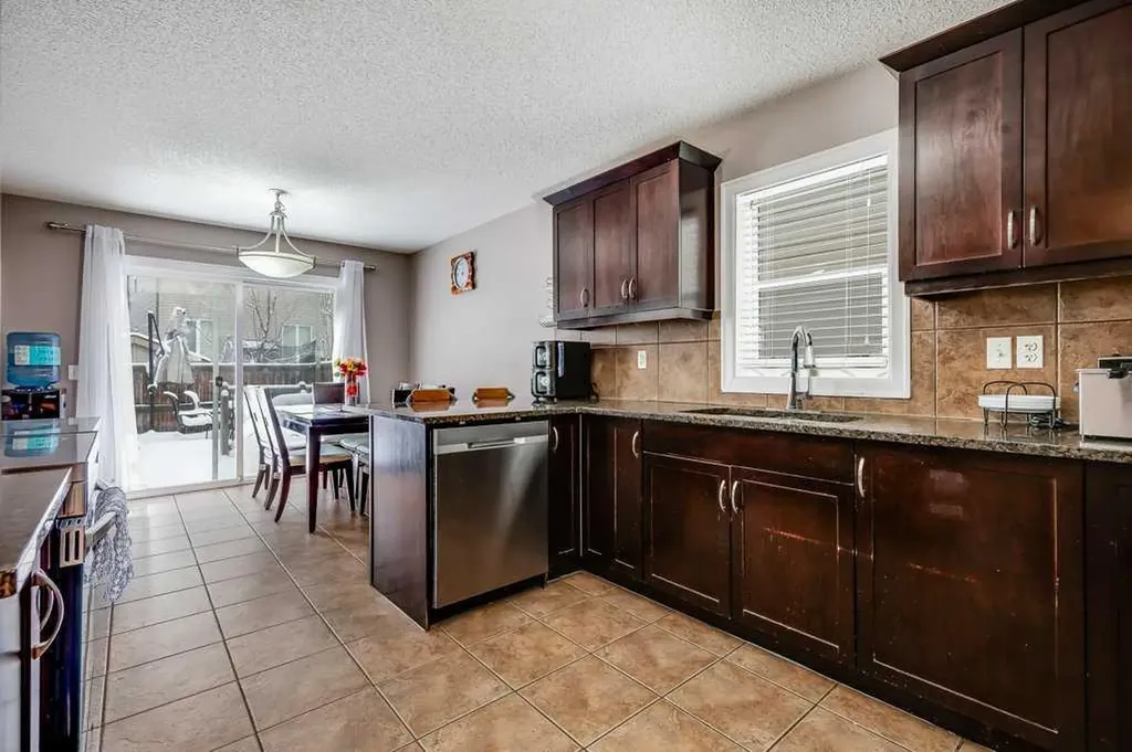 935 Windhaven Close SW Airdrie AB T4B 0P2