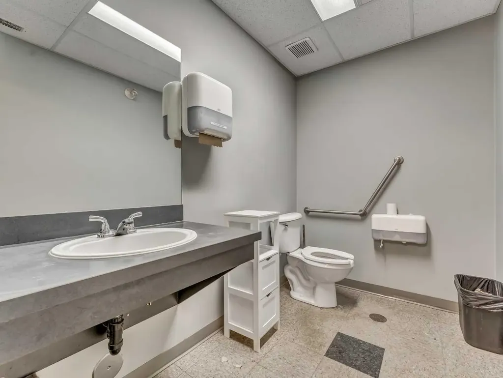 1782 32 Street SW Medicine Hat AB T1B 4A6