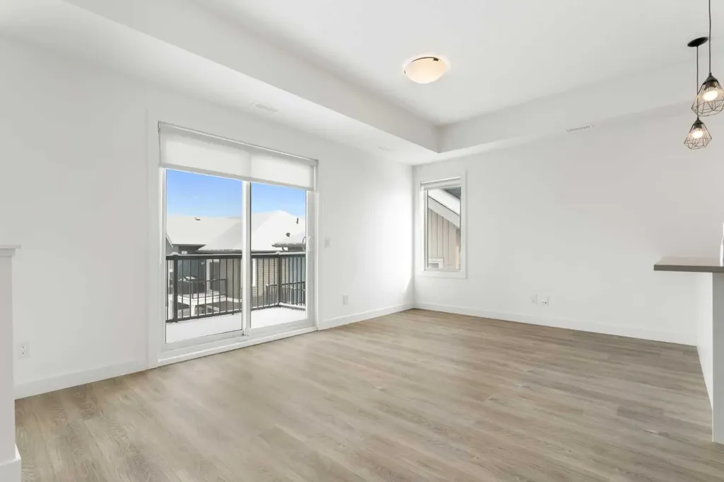 24 Rivercrest Drive Cochrane AB T4C 2C8