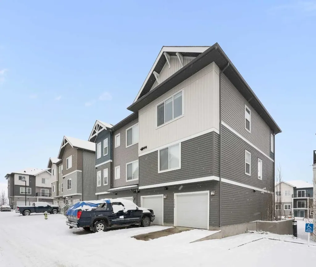 24 Rivercrest Drive Cochrane AB T4C 2C8